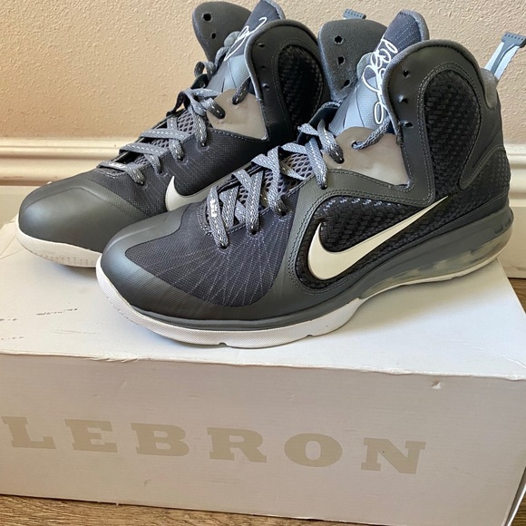 Nike LEBRON 9 limited edition Size 10 - Picture 2 of 4